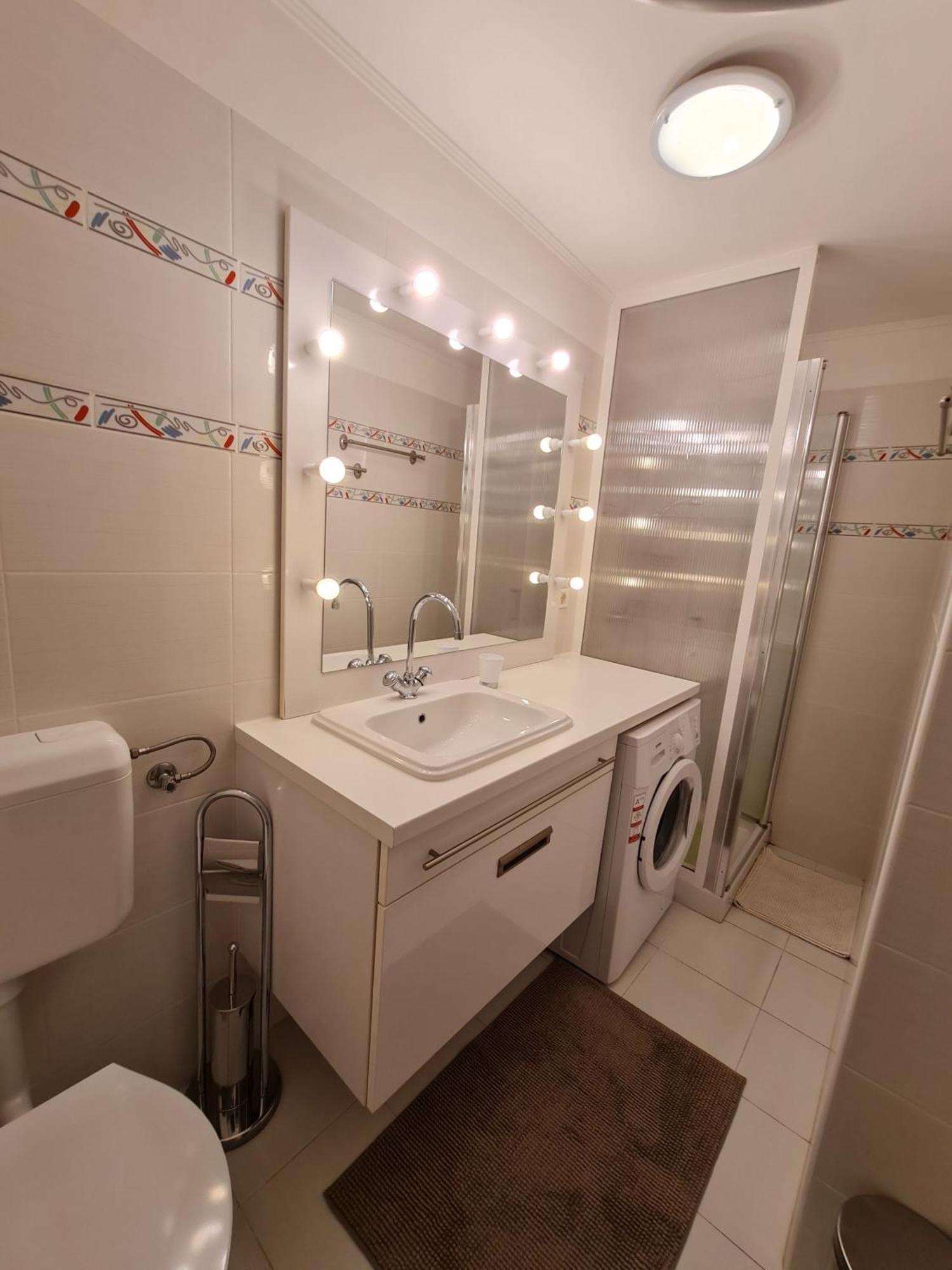 Erna Apartment