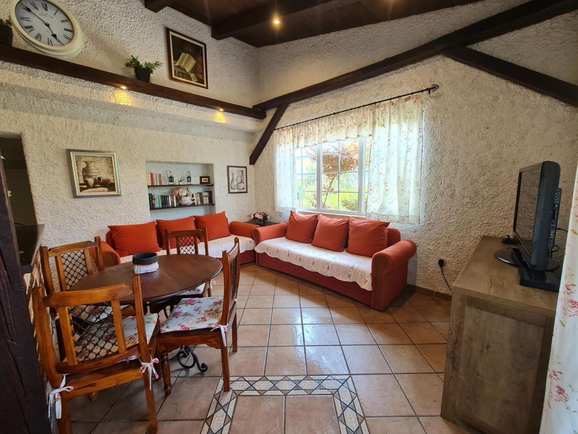 Erna Apartman